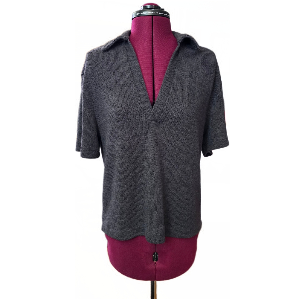 H&M Charcoal V Neck Knit Short Sleeve Top